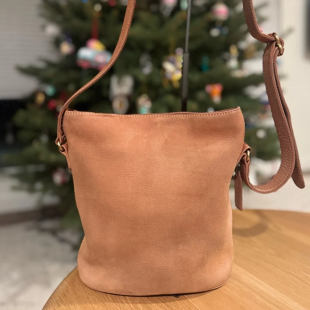 Vintage Coach Sonoma Nubuc Small Bucket Zip Bag From 1997 - Picture 5 of 14